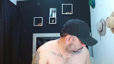 Carlos online show from 01/29/25, 02:00