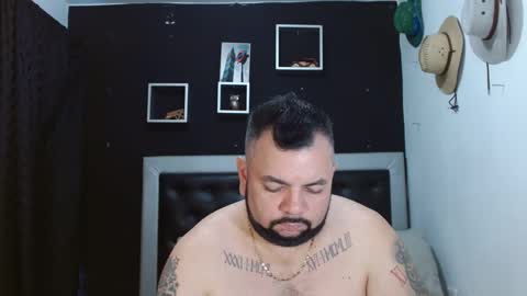 Carlos online show from 02/14/25, 04:31