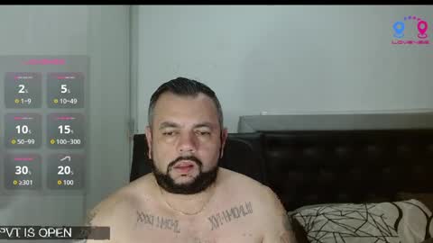 Snapshot of perverseveteranmanxxx chatting on 04/03/26, 12:52 Carlos online show from 04/03/26, 12:52