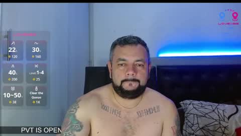 Snapshot of perverseveteranmanxxx chatting on 04/04/26, 04:55 Carlos online show from 04/04/26, 04:55