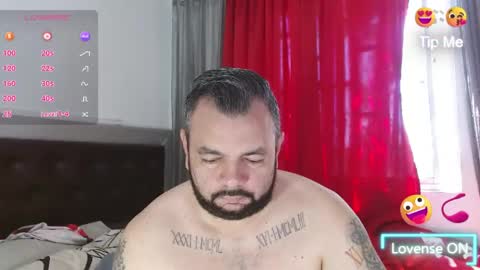 Snapshot of perverseveteranmanxxx chatting on 05/10/26, 03:28 Carlos online show from 05/10/26, 03:28