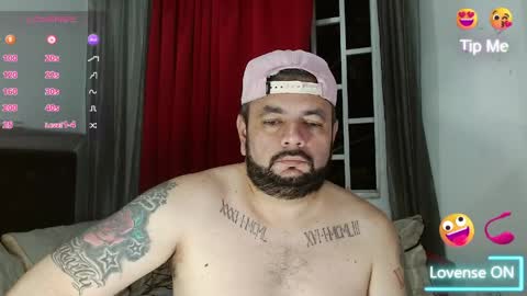 Snapshot of perverseveteranmanxxx chatting on 05/13/26, 03:59 Carlos online show from 05/13/26, 03:59