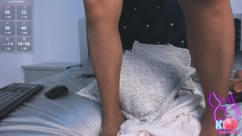 Snapshot of pervert_pantyhose chatting on 12/14/24, 08:02 Kimberly online show from 12/14/24, 08:02