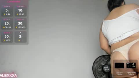 Snapshot of pervertt_mommy chatting on 09/15/25, 08:47  Alexandra  online show from 09/15/25, 08:47