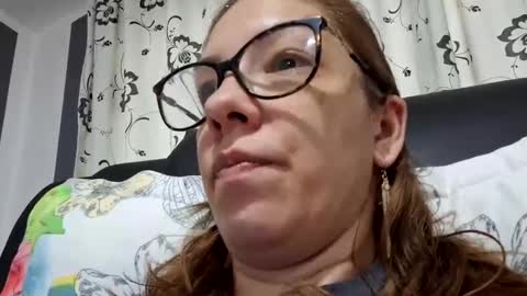 Lisa -  online show from 02/05/25, 01:54