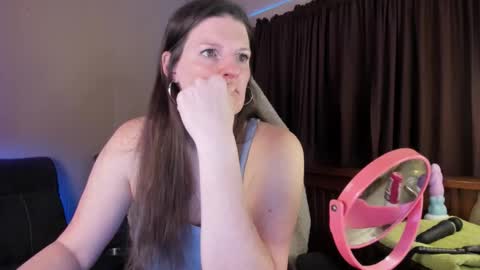 Kelly online show from 12/02/25, 12:10