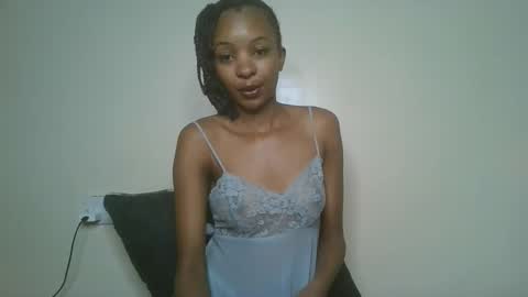Snapshot of petal_palette chatting on 06/02/26, 09:11 Lolly online show from 06/02/26, 09:11