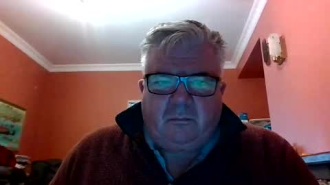 Snapshot of pete112991 chatting on 02/21/25, 12:06 pete112991 online show from 02/21/25, 12:06