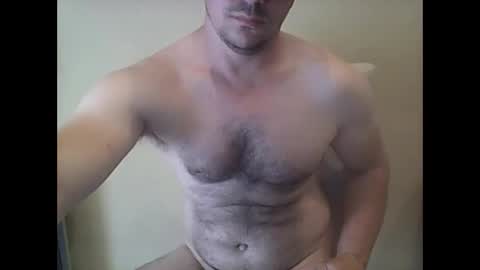 Snapshot of peter_7776 chatting on 11/28/25, 06:32 peter online show from 11/28/25, 06:32