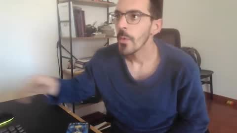 Snapshot of peter_coat chatting on 06/07/26, 12:42 peter_coat online show from 06/07/26, 12:42