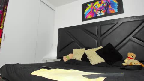 PeterColeman online show from 09/19/25, 04:03