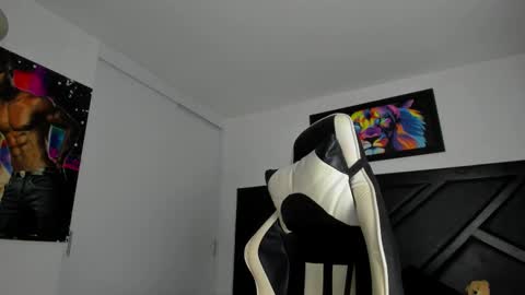 PeterColeman online show from 12/21/25, 01:35