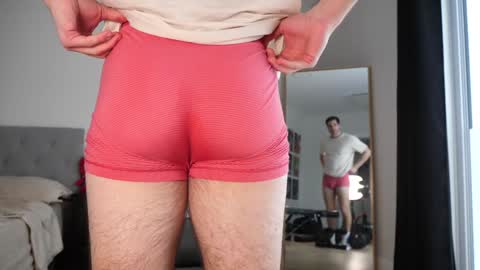 Snapshot of peterparkerrxox chatting on 01/13/25, 08:37 Peter Parker online show from 01/13/25, 08:37