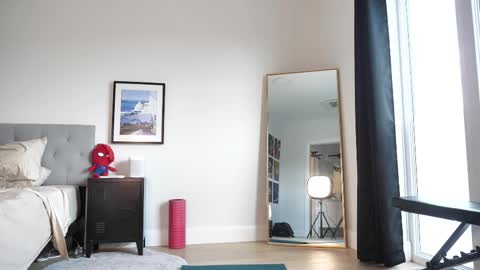 Snapshot of peterparkerrxox chatting on 09/14/25, 08:08 Peter Parker online show from 09/14/25, 08:08