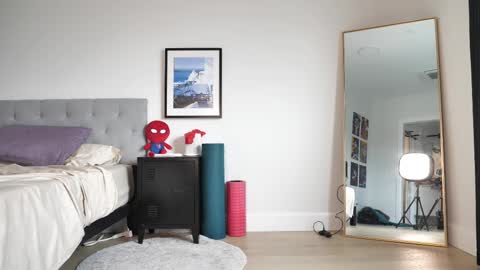 Snapshot of peterparkerrxox chatting on 09/21/25, 08:43 Peter Parker online show from 09/21/25, 08:43