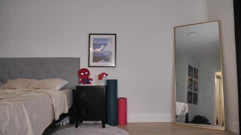 Snapshot of peterparkerrxox chatting on 09/22/25, 11:18 Peter Parker online show from 09/22/25, 11:18