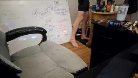 Snapshot of peterpipem chatting on 01/13/26, 04:51 peterpipem online show from 01/13/26, 04:51
