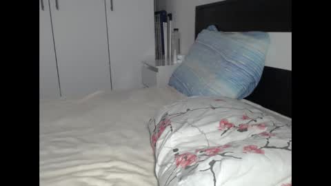 Snapshot of petite_danielle chatting on 02/13/26, 12:12 petite_danielle online show from 02/13/26, 12:12