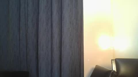 Snapshot of petite_temptation chatting on 12/04/25, 08:56 Bad gurl Riri online show from 12/04/25, 08:56