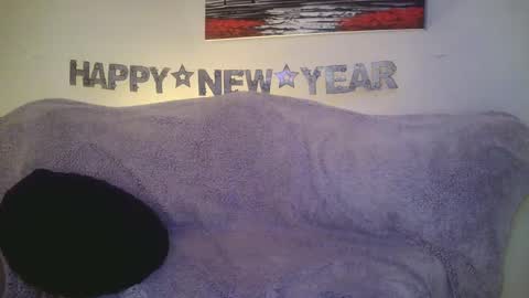 petite treat  online show from 01/06/25, 06:25