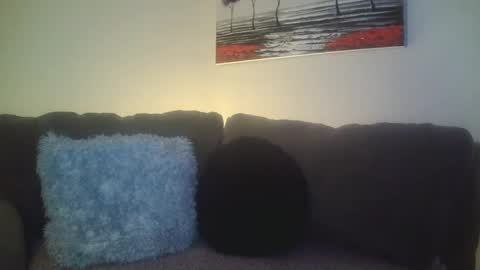 petite treat  online show from 02/15/25, 06:33