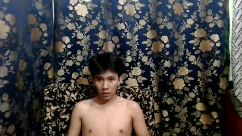 Snapshot of petiteasian_boy chatting on 06/13/26, 12:08 cute vir online show from 06/13/26, 12:08
