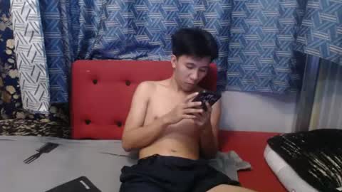 Snapshot of petiteasian_boy chatting on 07/12/26, 05:15 cute vir online show from 07/12/26, 05:15