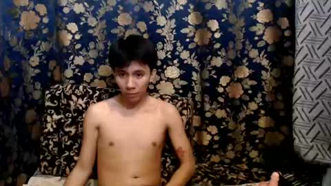 Snapshot of petiteasian_boy chatting on 07/14/26, 03:51 cute vir online show from 07/14/26, 03:51