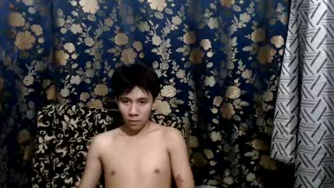 Snapshot of petiteasian_boy chatting on 07/20/26, 11:45 cute vir online show from 07/20/26, 11:45