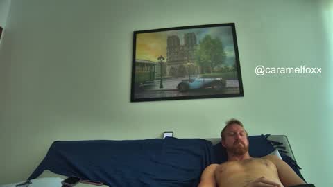 Snapshot of petitebubblegum chatting on 10/11/25, 03:54 Caramel princesa online show from 10/11/25, 03:54