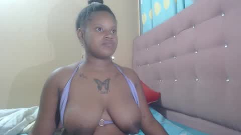 petitechocolatemommy online show from 12/14/25, 04:51