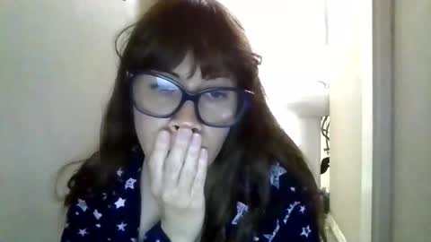 Petitedoll30 online show from 05/05/26, 11:24