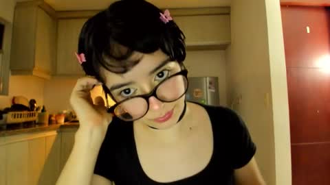 Lunna online show from 02/22/26, 12:23