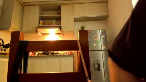 Lunna online show from 05/03/26, 02:28