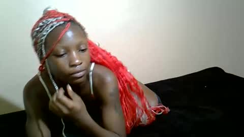 petitehunny online show from 04/25/26, 05:32