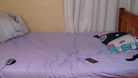 Snapshot of petitekittyy chatting on 03/28/26, 07:35 Kitty online show from 03/28/26, 07:35