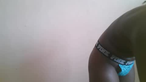 Petitelv online show from 03/18/26, 09:01