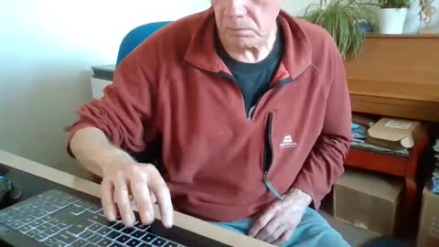 petitwilly online show from 05/21/26, 04:36