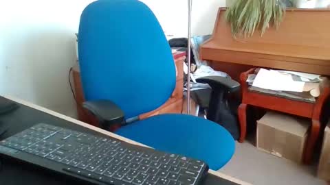 petitwilly online show from 05/26/26, 08:10