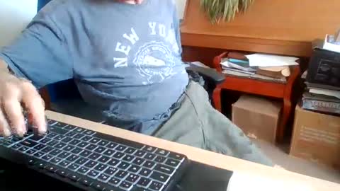 petitwilly online show from 06/29/26, 07:58