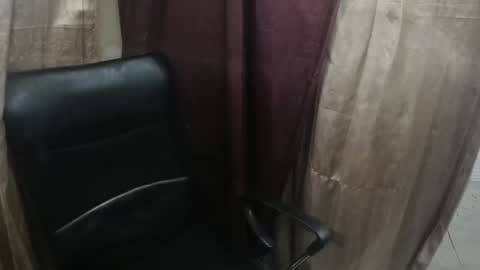 petty_boy777 online show from 01/14/26, 02:28