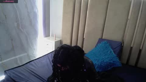 Moon  online show from 11/10/25, 01:54