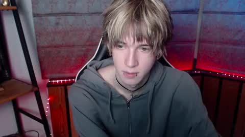 Snapshot of pexxide chatting on 03/03/26, 05:52 soren online show from 03/03/26, 05:52