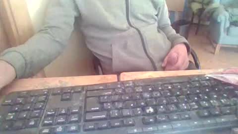 peyo873996 online show from 04/28/26, 08:52