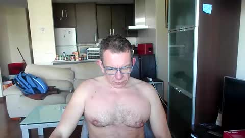 Snapshot of pg19clp4191zm chatting on 02/09/26, 02:21 Alex online show from 02/09/26, 02:21