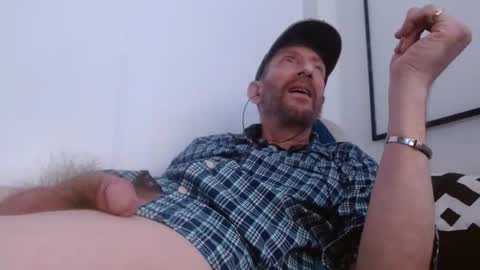 Snapshot of pgrower chatting on 04/24/26, 11:23 pgrower online show from 04/24/26, 11:23
