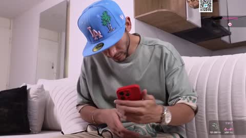 phantom_bigger1 online show from 01/27/25, 01:30