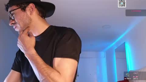 phantom_bigger1 online show from 02/20/25, 01:36