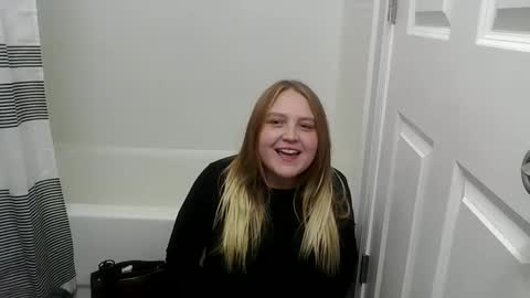 PhatAssBlond online show from 12/21/24, 01:15