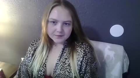 PhatAssBlond online show from 03/07/25, 04:00